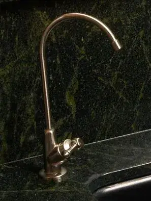 Dedicated reverse osmosis drinking water faucet